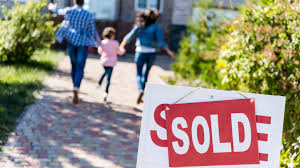How can I reduce the stress of selling my house quickly?