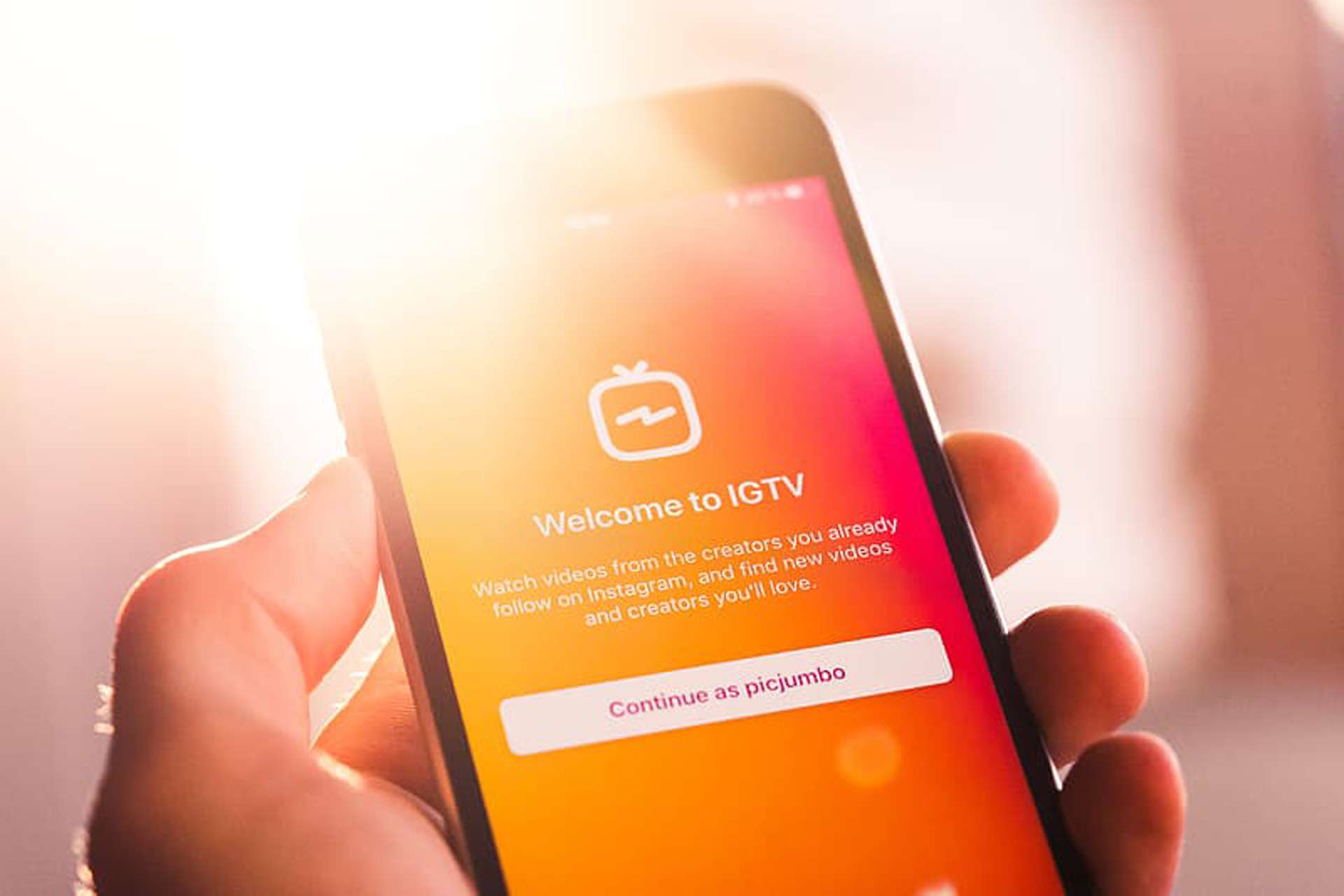 Using IGTV Series to Grow Your Audience & Sell Your Products