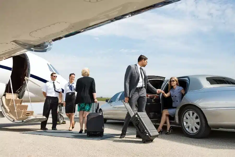 5 Reasons to choose Limo over other kinds of transportation services